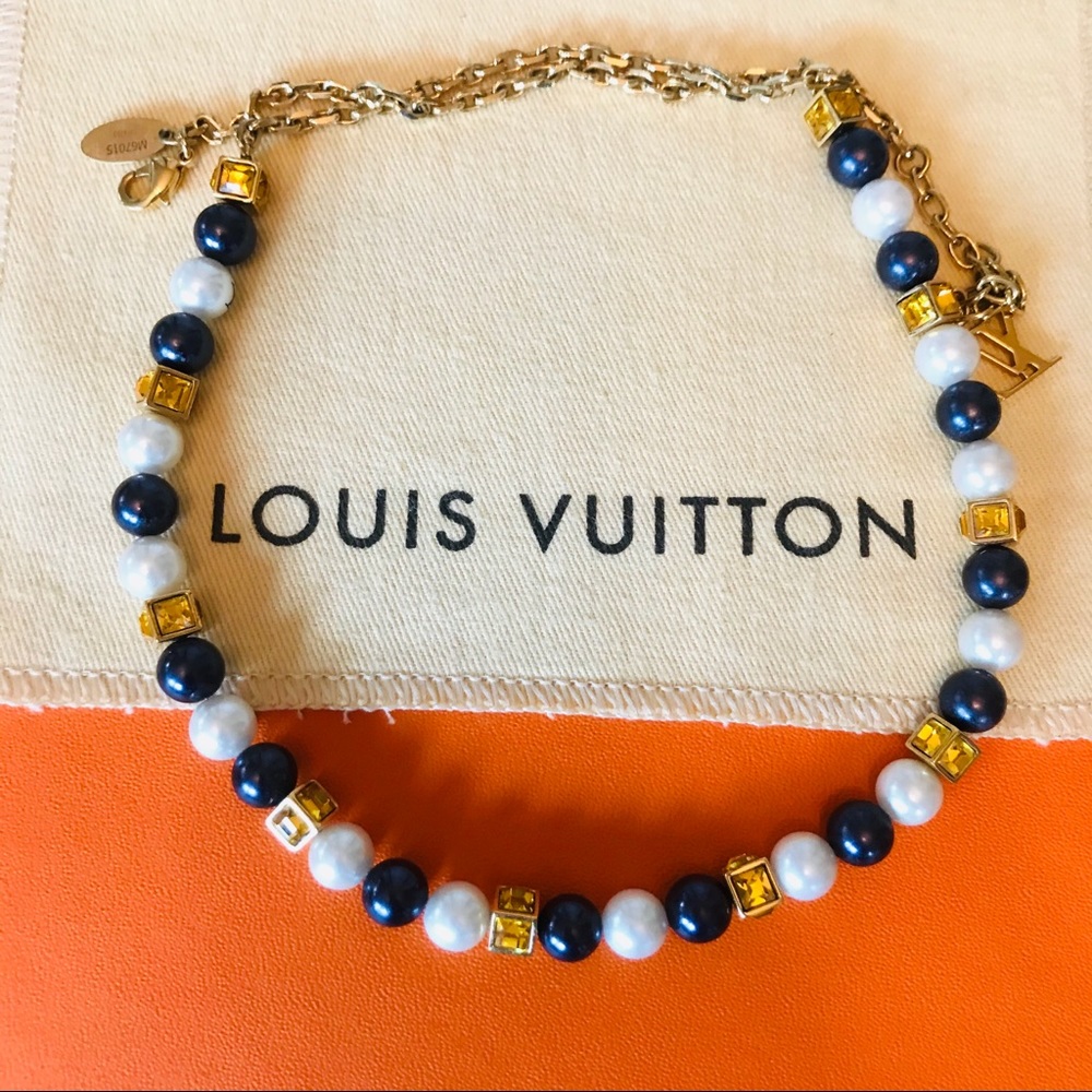 SOLD Louis Vuitton Pearl Necklace Cry Me a River